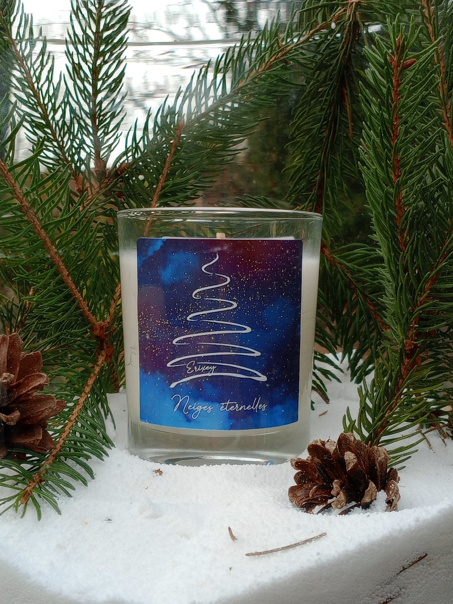 Bougie parfumée 80 grs " Neiges éternelles "