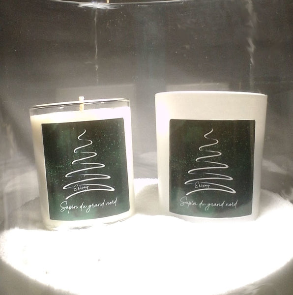 190g Christmas candle with the scent "Sapin du grand nord"